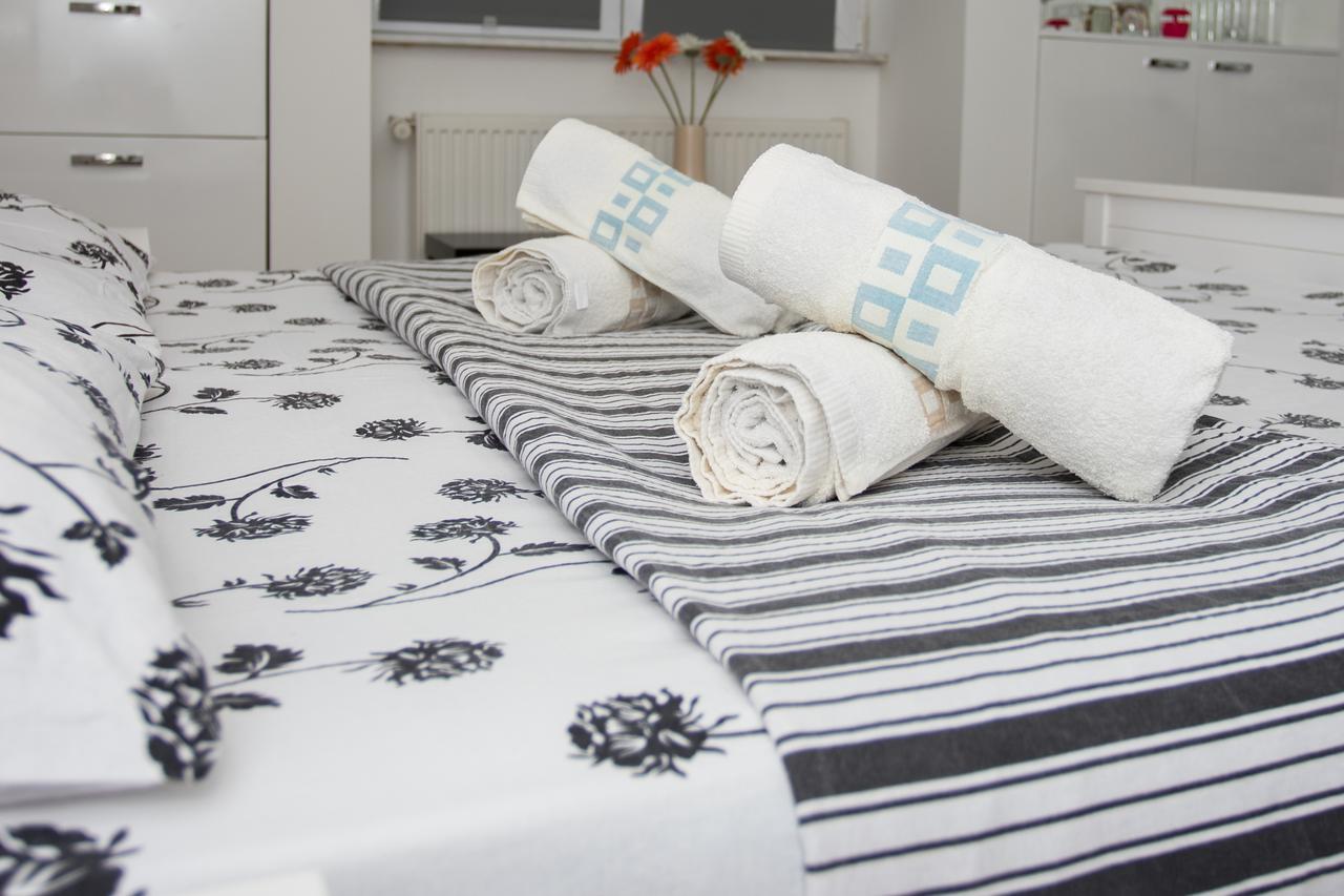 Imperial City Center - 1 Bedroom Apartment Bucharest Exterior photo